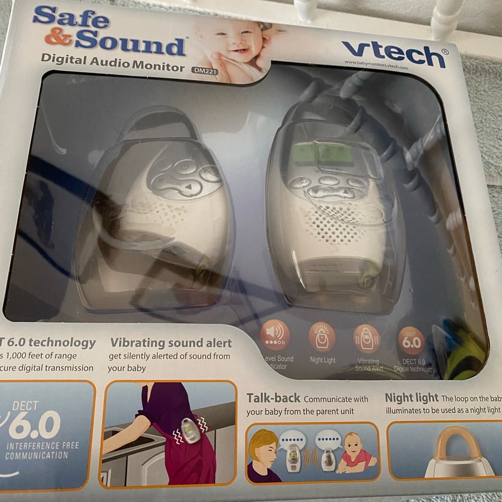 🎉Host Pick🎉 VTech baby monitor safe and sound